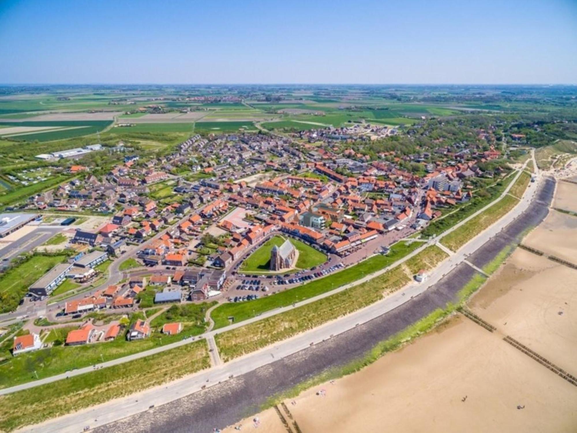 Lush Apartment In Zoutelande Near Beach Экстерьер фото